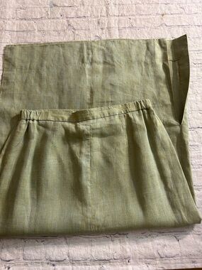 HARVE BENARD BY BENARD HOLTZMAN MADE IN UKRAINE SAGE 100% LINEN SKIRT SIZE 10